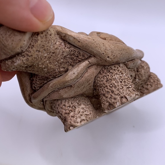 Polyresin derpy tortoise figurine Approx 4.5” long - Picture 9 of 9